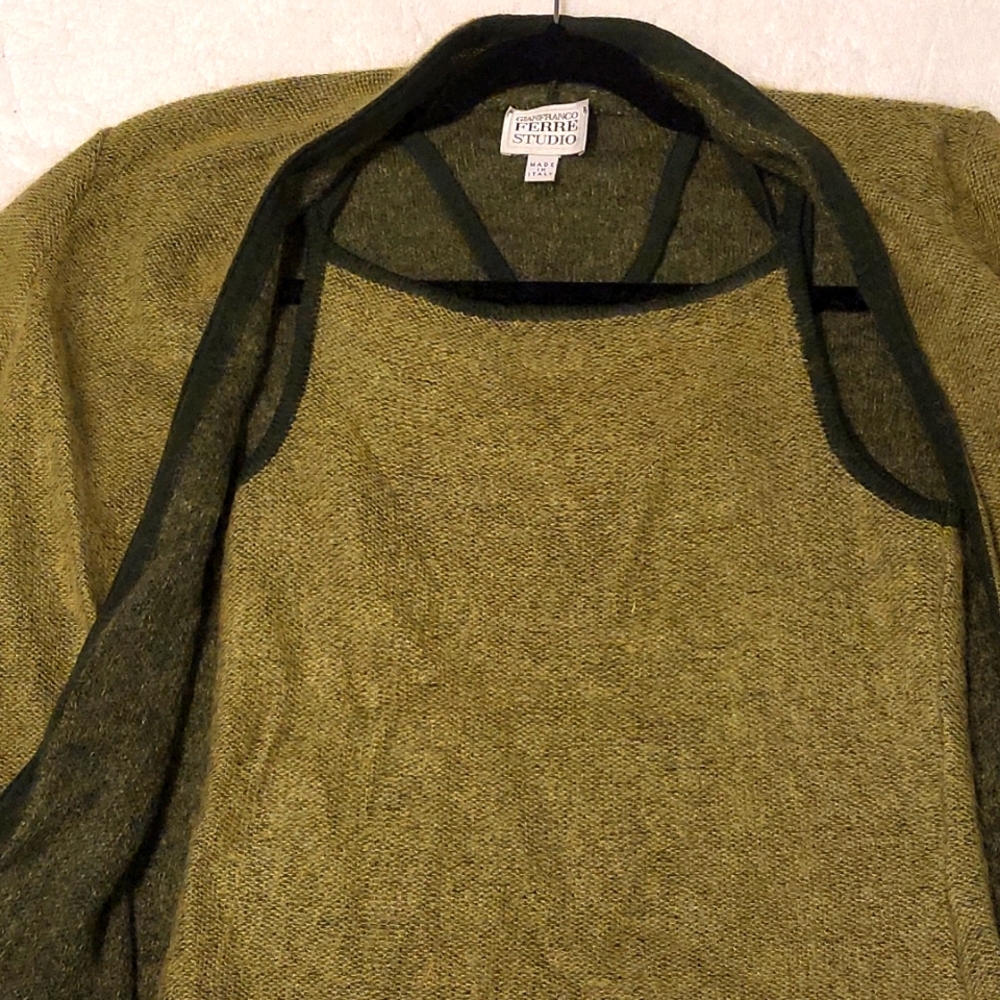 Wool sweater and tank top combo Gianfranco Ferre studio